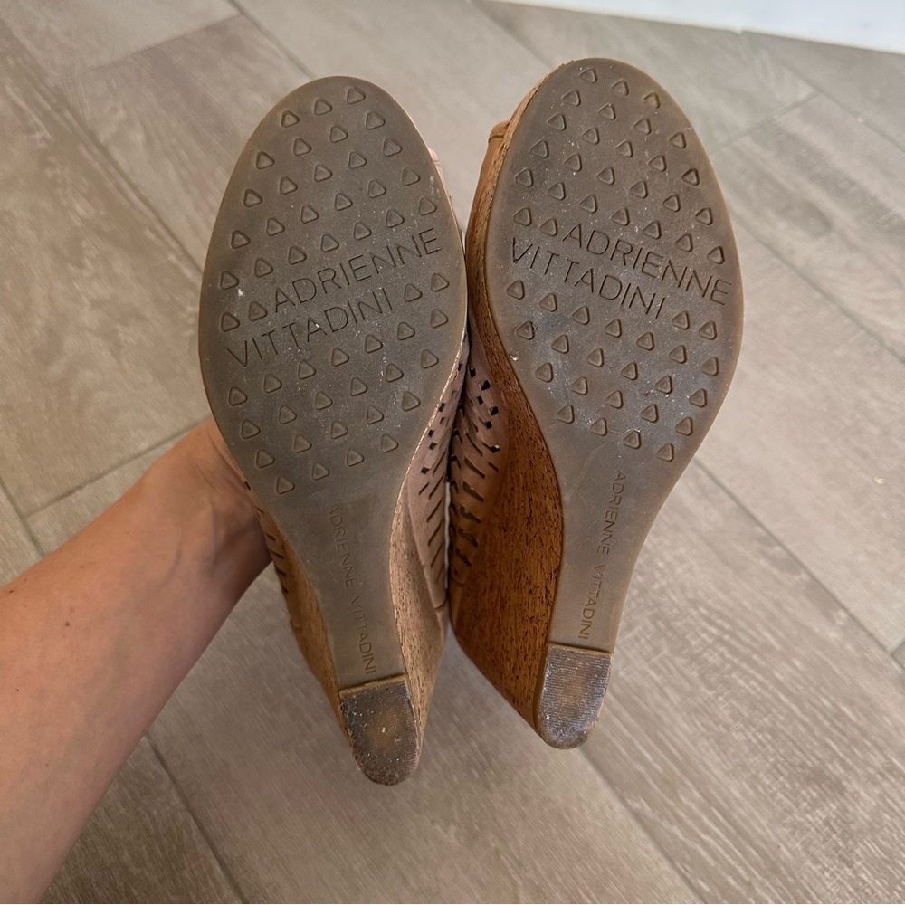 Nude leather wedge pumps. Perfect go with anything shoe! - Picture 7 of 8